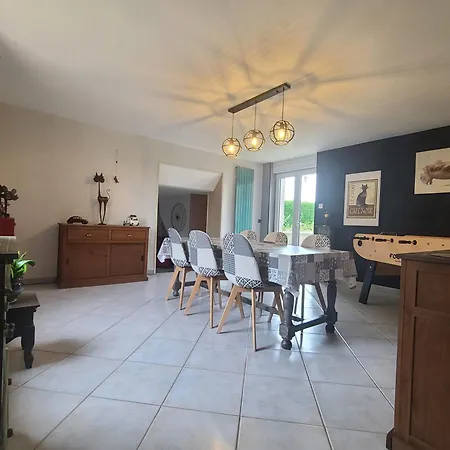 Maison Les Carignan
